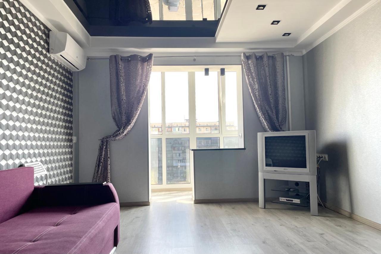 Квартира Напротив Дрим-Тауна Kiev Exterior foto